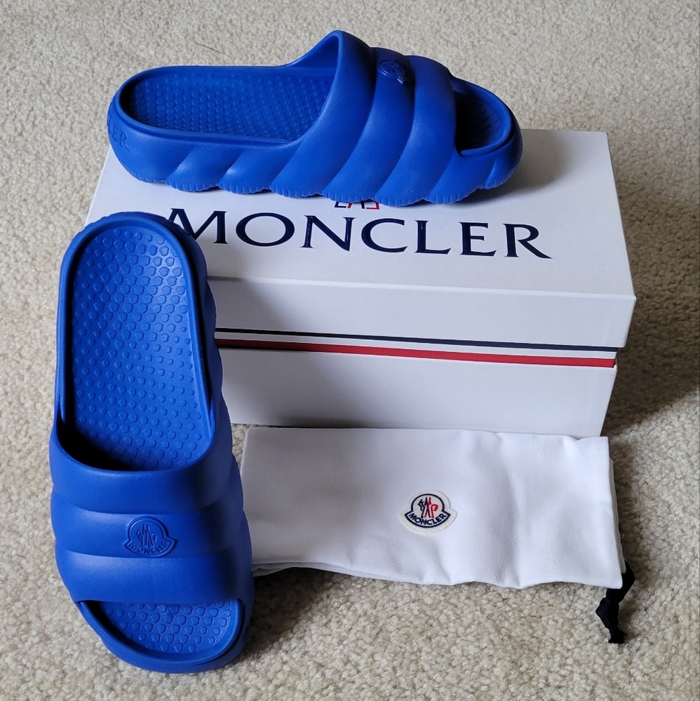 NIB Moncler Lilo Slides Size EU 39